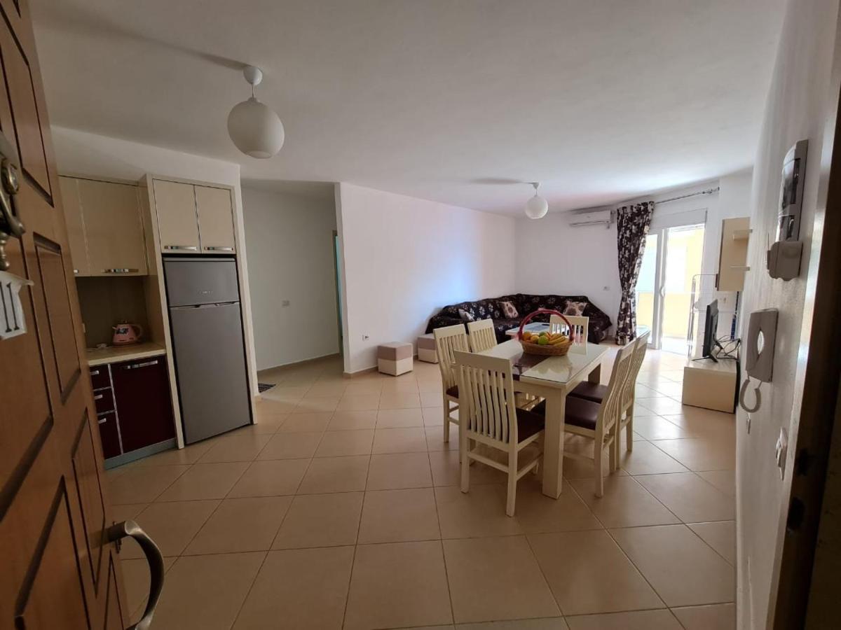 Meltin Apartments Sarandë Eksteriør billede